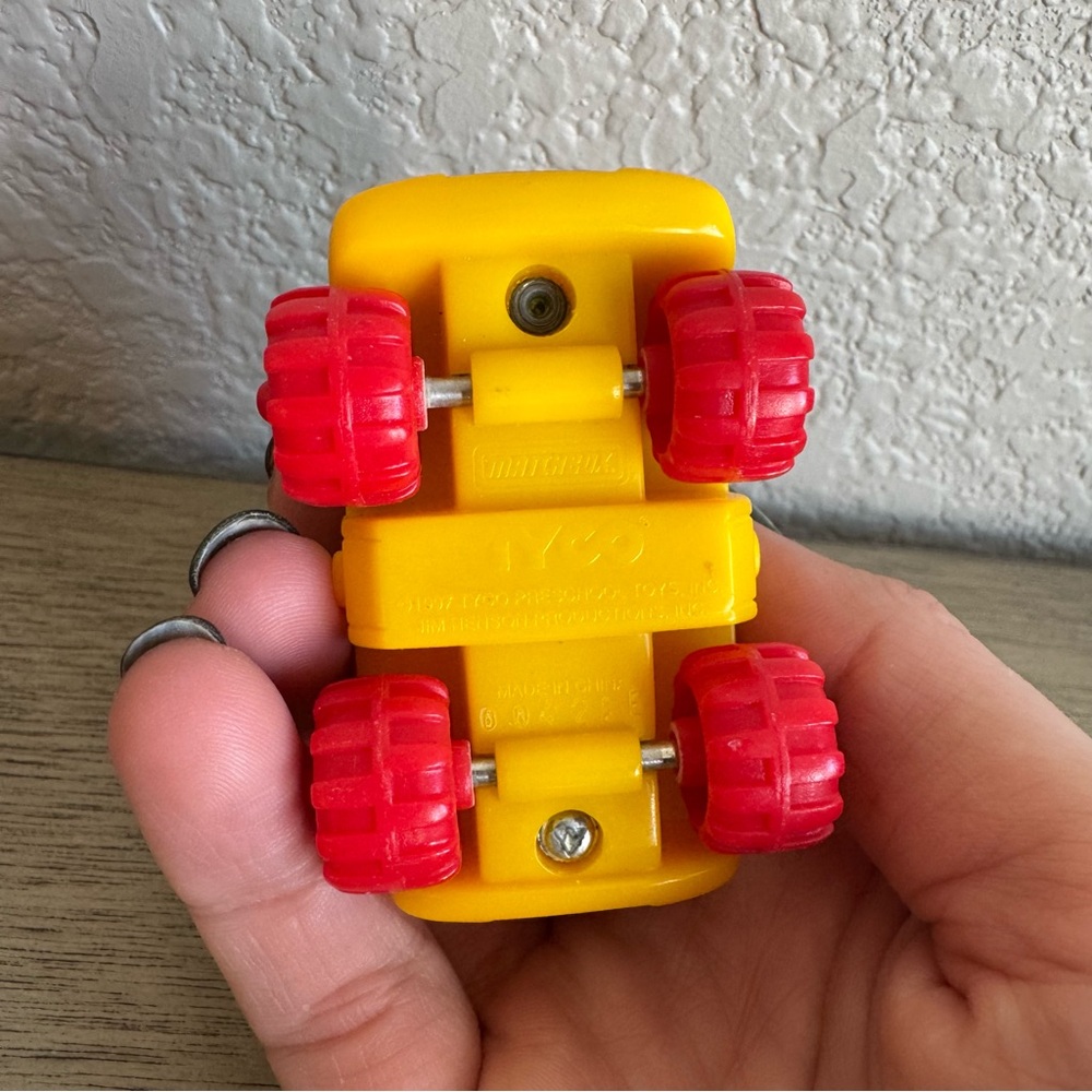Sesame‎ Street Ernie Cement Mixer Truck – McDonald's Happy Meal Toy - Picture 5 of 5